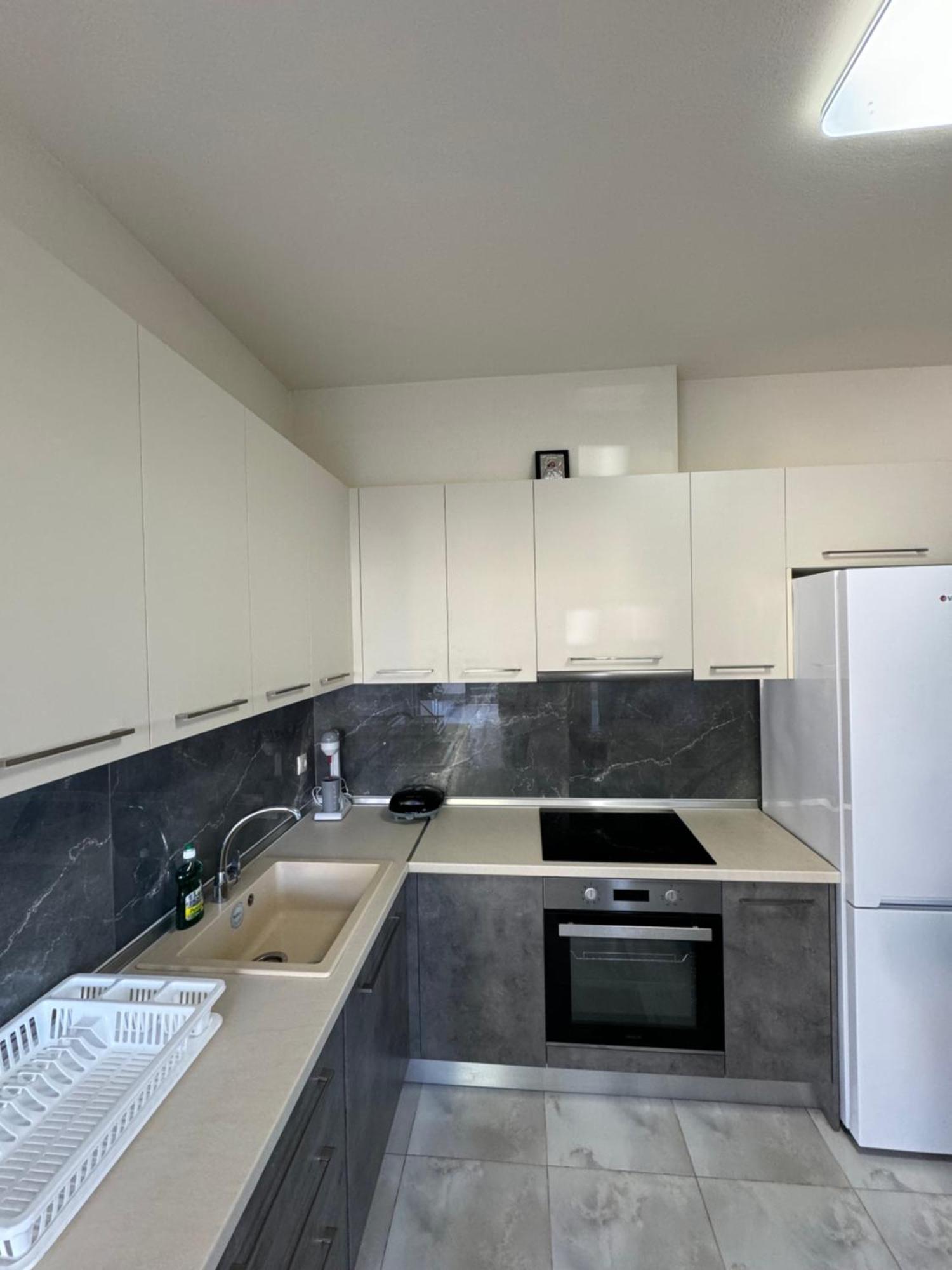 Adoniss Apartmentss Paralia Dionysiou Exterior foto